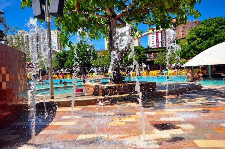 Piazza Acqua Park Lejlighed Caldas Novas Eksteriør billede